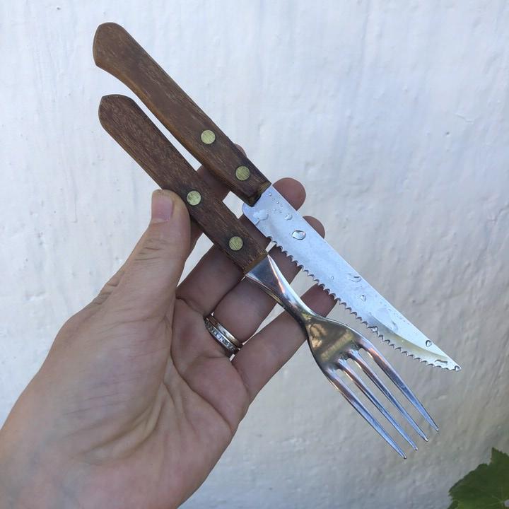 Набор нож и вилка с деревянной ручкой
