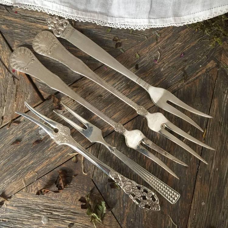 Stainless steel вилка. вилка столовая alinea eternum. вилка столовая визув сталь нерж l 188/60 b 2мм металлич. вилка десертная «атлантис бейсик». зубцы вилки.