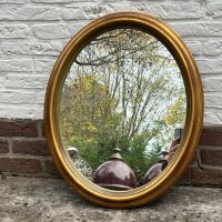 Зеркало в овальной деревянной раме 48х57 см