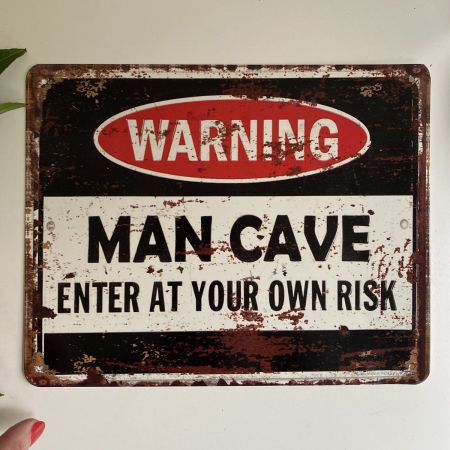Табличка жестяная 20х25 см Man cave