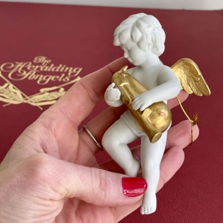 Ангел с мюзетом Franklin porcelain