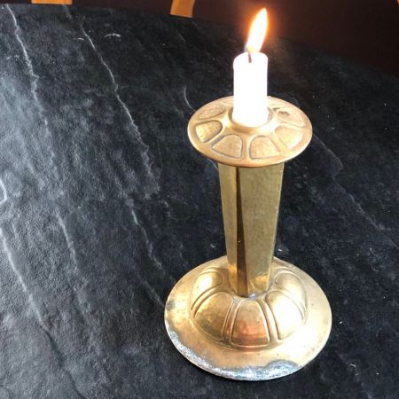 Подсвечник с чеканкой на одну свечу 18 см латунь  