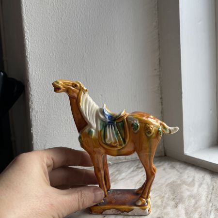 Статуэтка Лошадь 13 см керамика Tang Horse