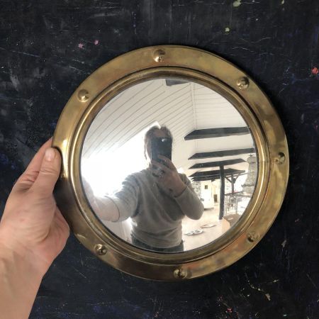 Зеркало настенное в форме иллюминатора Швеция 