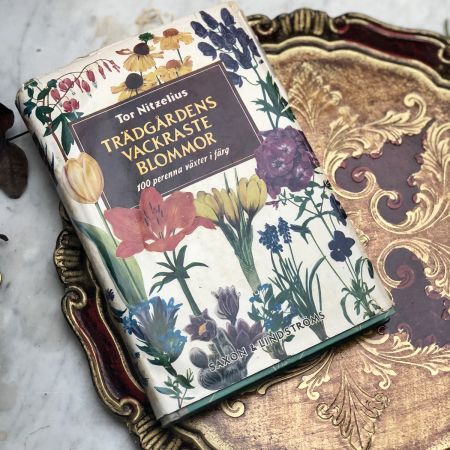 Книга Садовые цветы Tor Nitzelius