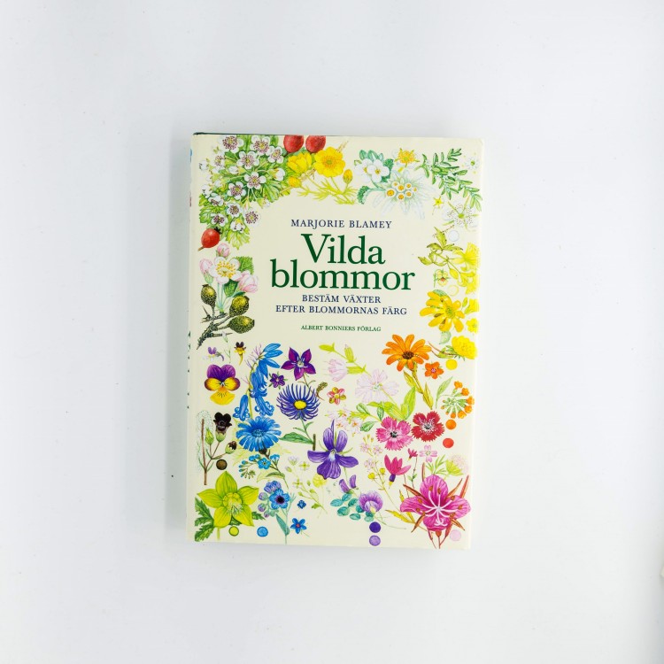Книга ботаническая Vilda blommor 27 cm твердая обложка